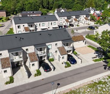 Karlslättsv 5 C - Photo 1