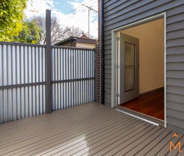 8 Lynott Street, St Kilda VIC 3182 - House For Rent | Domain - Photo 3