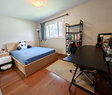 For Lease - 25 Squirewood Road, Toronto, Ontario - Photo 3