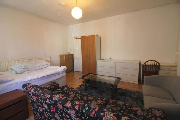 4 bedroom house share to rent - Photo 1