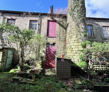 2 bedroom terraced house to rent - Photo 2