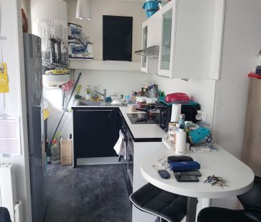 Location Appartement 1 pièce 31m² EVIAN LES BAINS 74500 - Photo 2