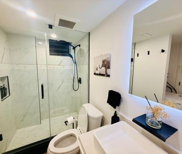 For Lease - 402 Mcroberts Avenue, Toronto, Ontario - Photo 5