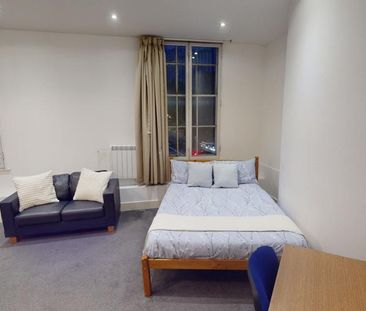 1 bedroom ground floor flat to rent - Photo 3