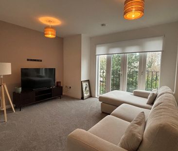 East Greenlees Gardens, South Lanarkshire, Cambuslang, G72 8DB - Photo 1