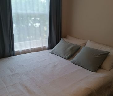 Elizabeth Park - Photo 4