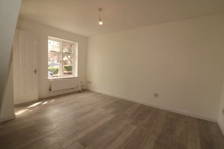 Frances Avenue, Chafford Hundred, Property for rent - Photo 2