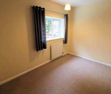 3 bedroom terraced house to rent - Photo 6