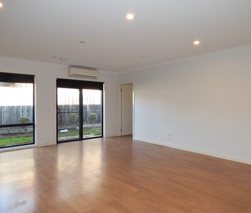 Low Maintenance Unit In Prime Reservoir Location! - Photo 1