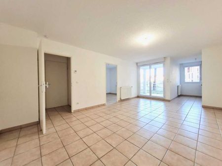 Location Appartement 2 pièces 45m² BONNEVILLE 74130 - Photo 2