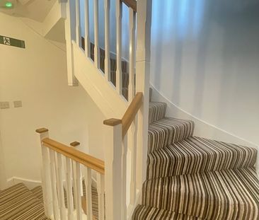 4 Bed Semi-Detached House, Lockside Place, CV1 - Photo 1