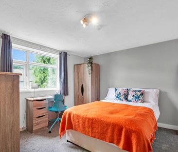 1 bedroom in a house share to rent - Photo 4