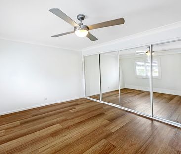 Large 5 Bedroom Family Home - Photo 6