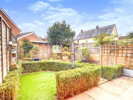 Acorn Gardens, Burghfield Common, Reading, Berkshire, RG7 - Photo 3