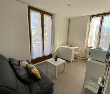 Location Appartement 1 pièce 14m² JACOB BELLECOMBETTE 73000 - Photo 1