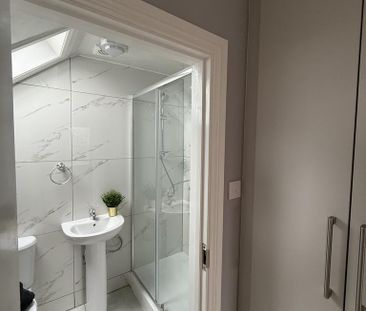 7 bedroom terraced house to rent - Photo 3