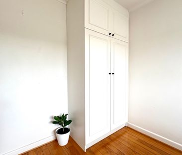 Hawthorn East - Photo 1