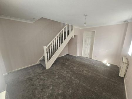 2 bedroom semi-detached house to rent - Photo 2