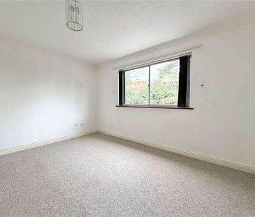 The Avenue, Poole, Dorset, BH13 - Photo 4