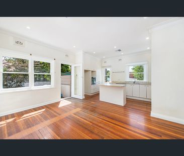 19 Garnet Avenue, Lilyfield, NSW 2040 - Photo 1