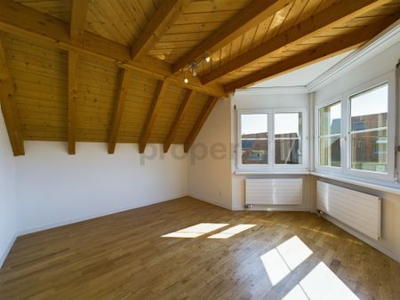 Exclusive offer: Stylish 5.5-room apartment with distant views in Dällikon (ZH) - Foto 2