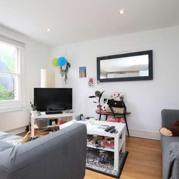 Hartham Road, Islington, N7 - Photo 1