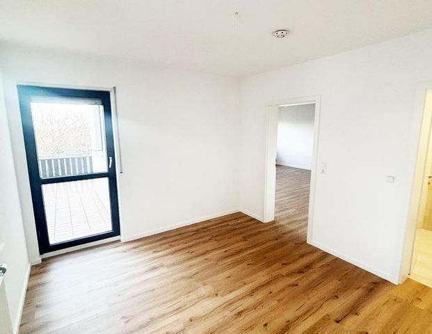 Neu renovierte 2 Zimmer Wohnung mit Loggia in Filderstadt - Foto 1