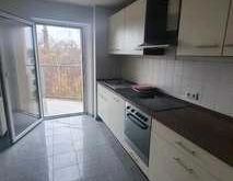 Schöne Dachgeschosswohnung in Köpenick mit Einbauküche und Balkon - Photo 1