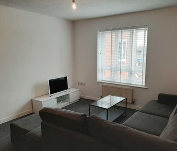 2 bedroom apartment to rent - Photo 2