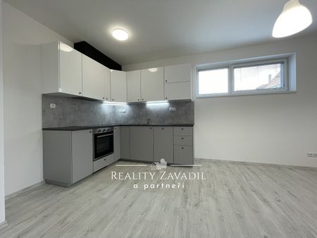 Pronájem bytu 2+kk 63 m² - Fotografie 2