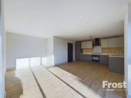 Chaucer Road, Ashford, Middlesex,TW15 - Photo 3