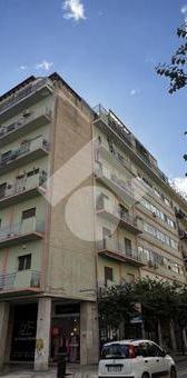6 locali in affitto - Photo 1