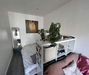 Location Appartement 1 pièce 33m² CHAMBERY 73000 - Photo 2