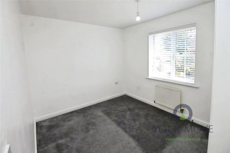 4 bedroom detached house to rent - Photo 4