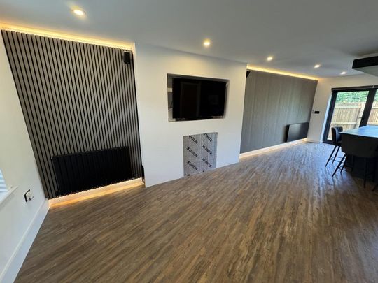 3 bedroom terraced house to rent - Photo 1