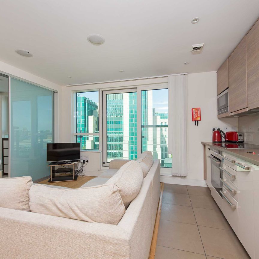 St. George Wharf, London, SW8 2FH - Photo 1