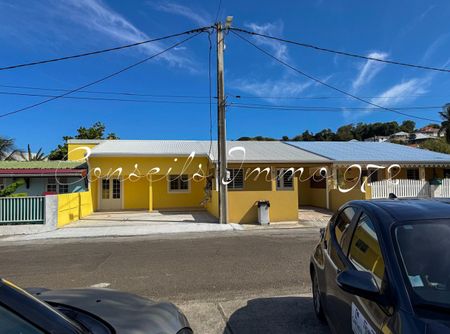 Location Maison 3 pièces 54m² LE VAUCLIN 97280 - Photo 2