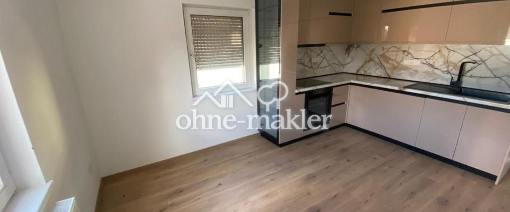 Attraktive 2-Zimmer-Wohnung mit Einbauküche, Terrasse und Garage - Unterdürrbach, Würzburg - Photo 1