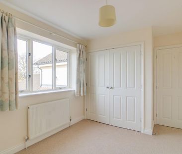 4 bedroom detached house to rent - Photo 5