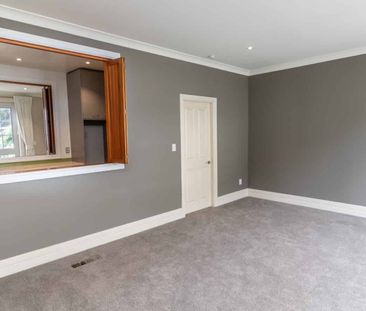 Luxury Townhouse in Thorndon - Photo 3