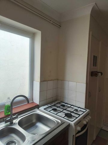 1 bedroom house to rent - Photo 2