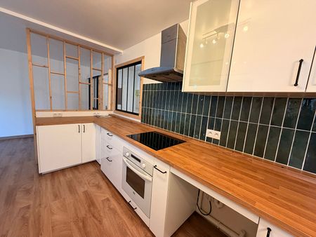 Location Appartement 3 pièces 68m² - Photo 3