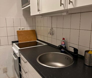 Döhren, 3 Minuten zum Maschsee, 2 Zimmer Apartment mit Terrasse - Photo 6