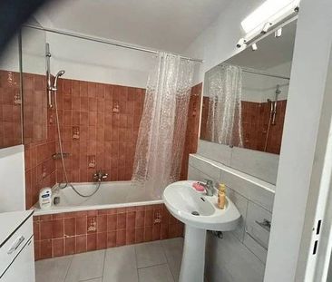 Deux pièces de 41m² avec terrasse de 10m² et parking - Photo 4