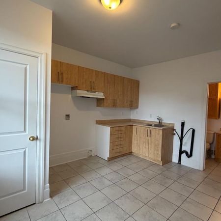 Logement 5 1/2 Montréal (Villeray/St-Michel) - Photo 4