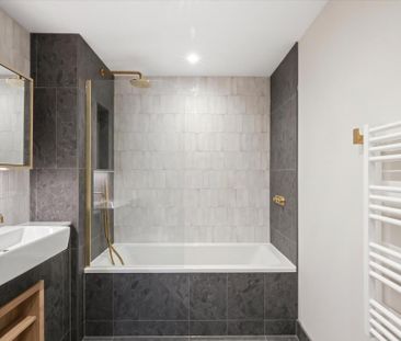 2 bedroom flat to rent - Photo 6