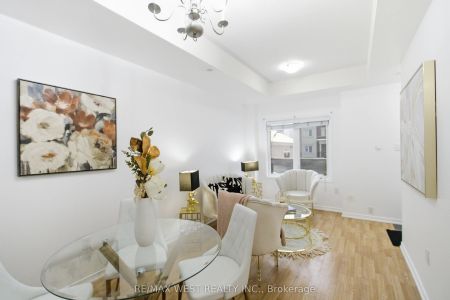 19 Coneflower Crescent #254 - Photo 2