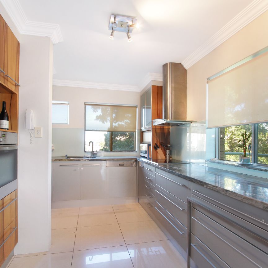 10/2 Wilson Street, WOLLONGONG NSW 2500 - Photo 1