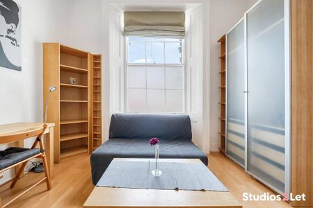 Studio to rent - Photo 2