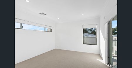 BRAND NEW CONTEMPORARY HOME - 8B LEVERBURGH ST - Photo 5